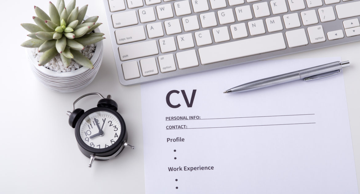 Cercare lavoro all’estero: guida alla traduzione del CV