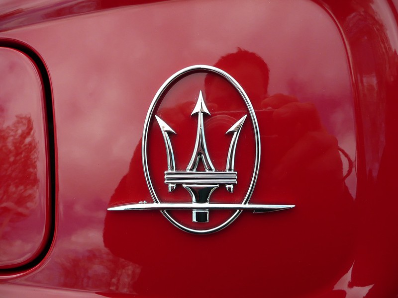 Logo Maserati: alla scoperta di un mito automobilistico