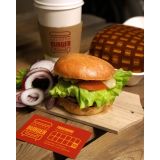 Valentino Graphic Designer